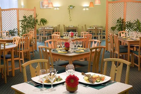 Ibis Budapest Vaci Ut Hotel 3*,